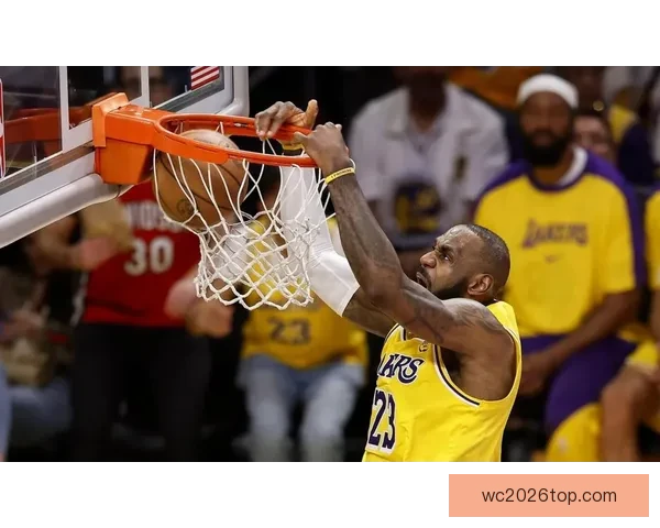 湖人双伤缺阵詹姆斯单核首轮对手选三人之一